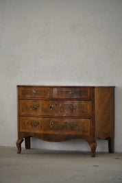 Antique_Serpentine_Chest_of_Drawers