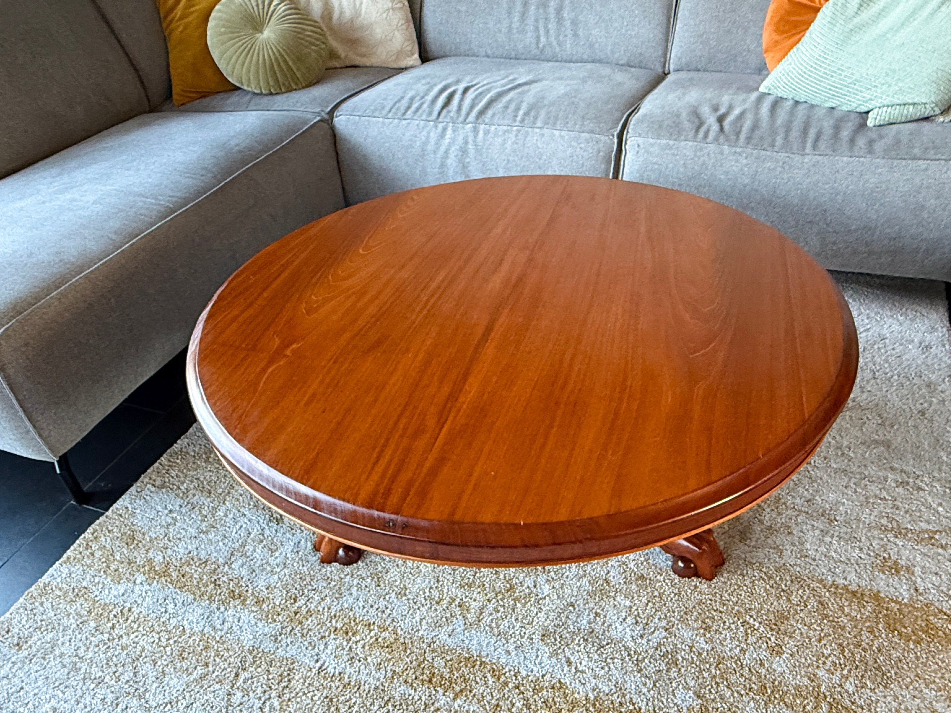 Antique_Round_Coffee_Table,_Solid_Wood,_Claw_Foot_Pedestal,_Victorian_Style