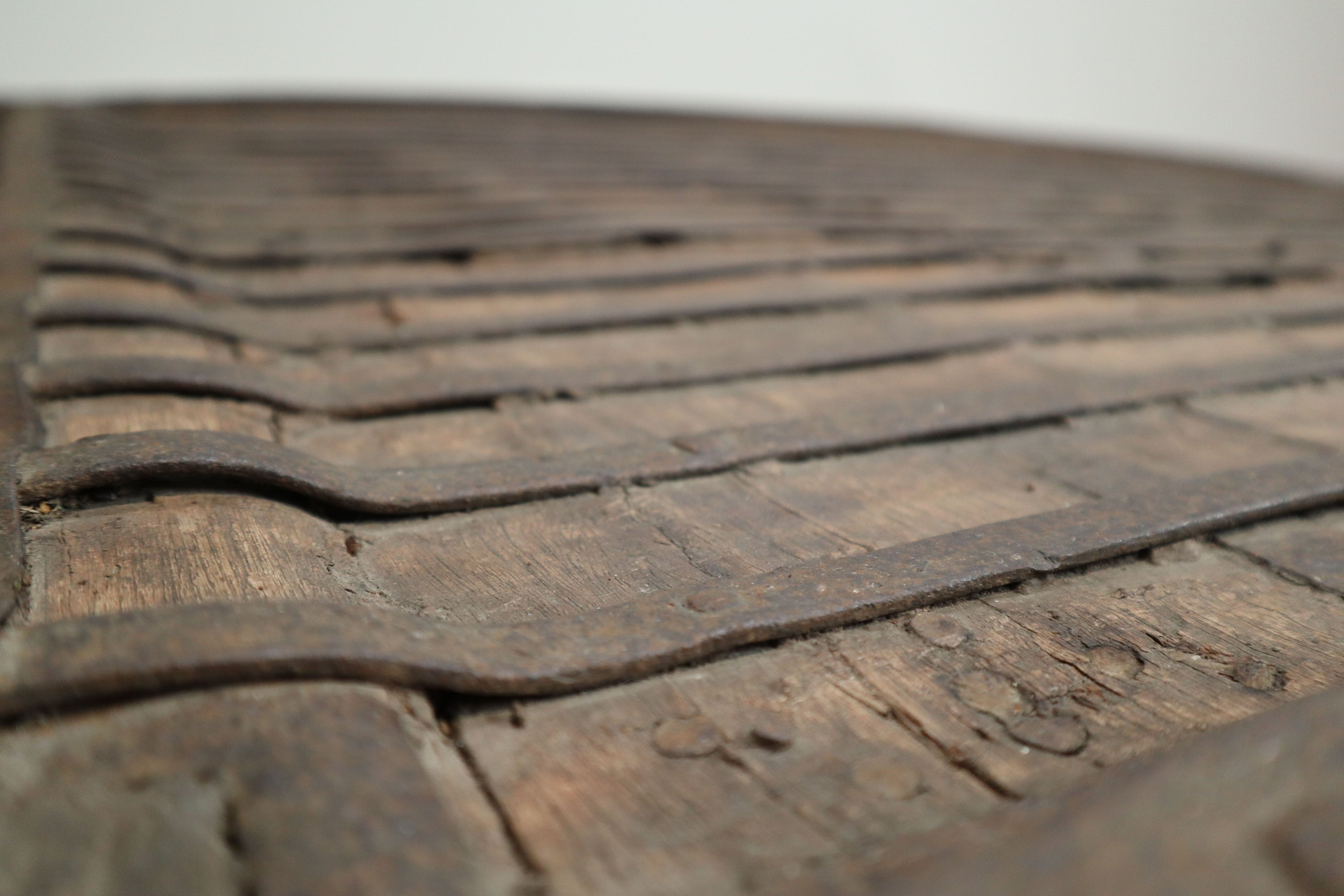 Antique_Wabi_Sabi_Indian_bullock_cart_platform_table,_c.1800