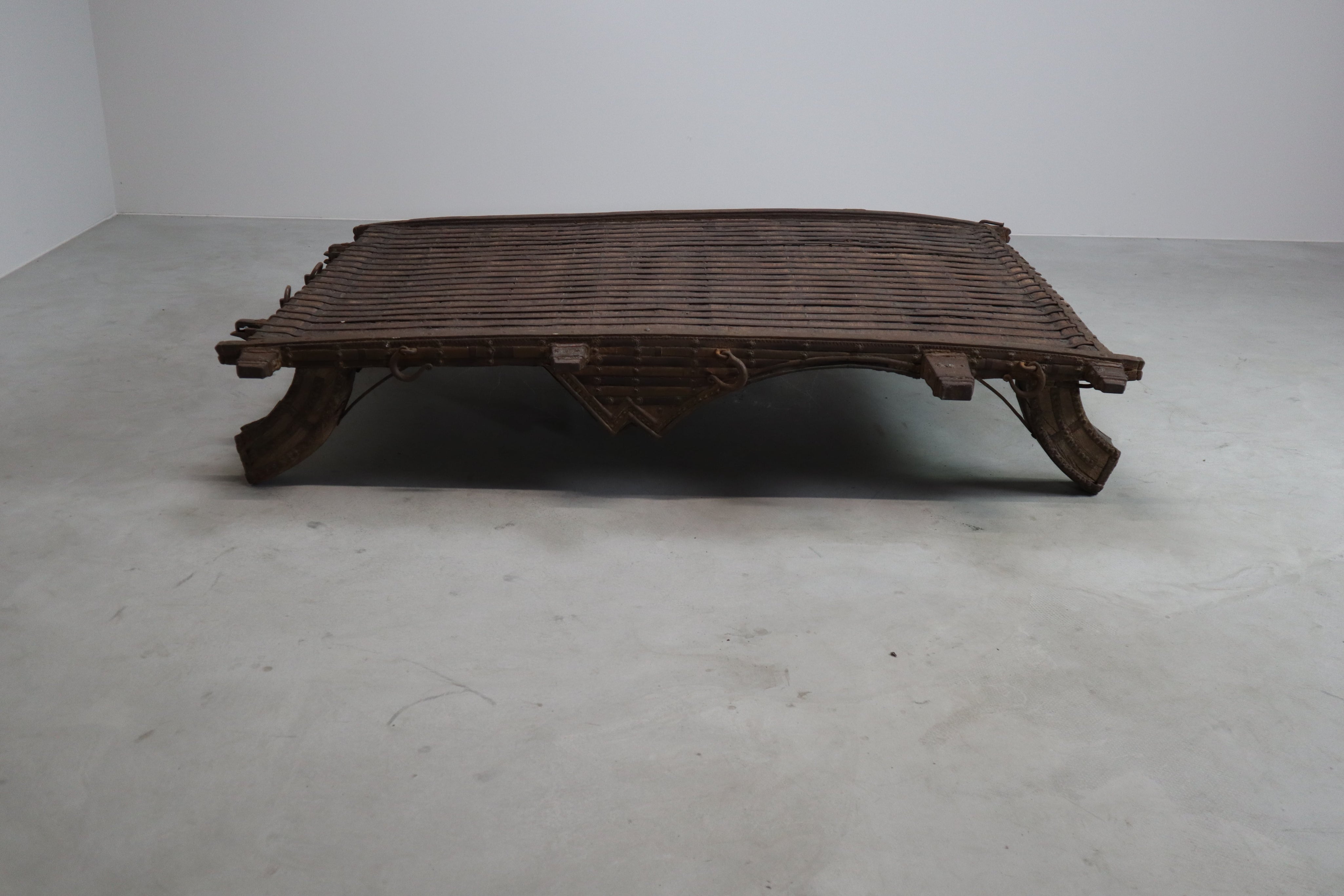 Antique_Wabi_Sabi_Indian_bullock_cart_platform_table,_c.1800