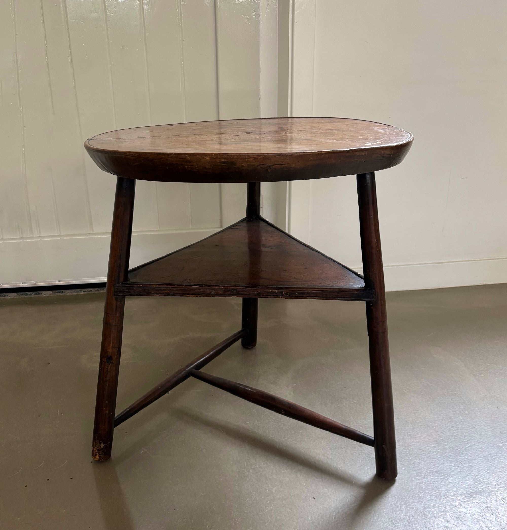 Cricket_Table_Tripod_Wood_Late_18th_Century_Belgium