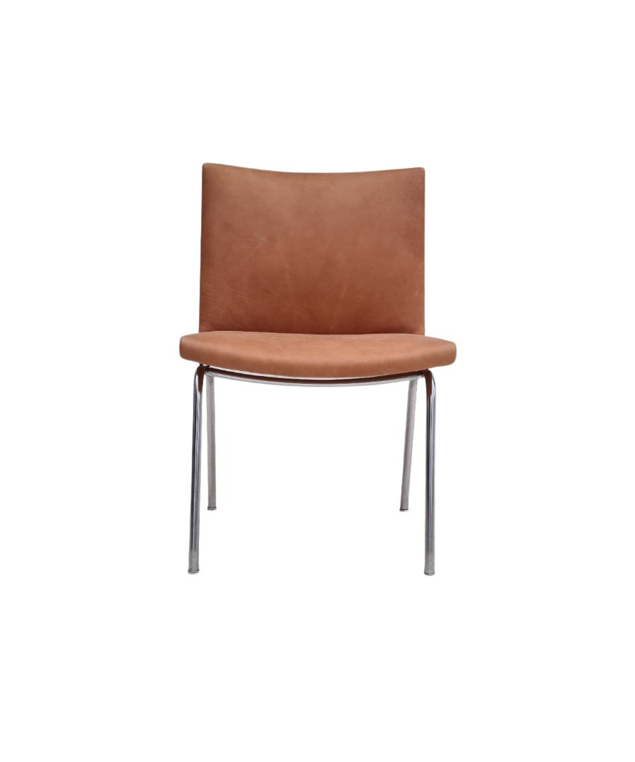 AP38_Airport_Chair_by_Hans_J._Wegner_1956_Denmark