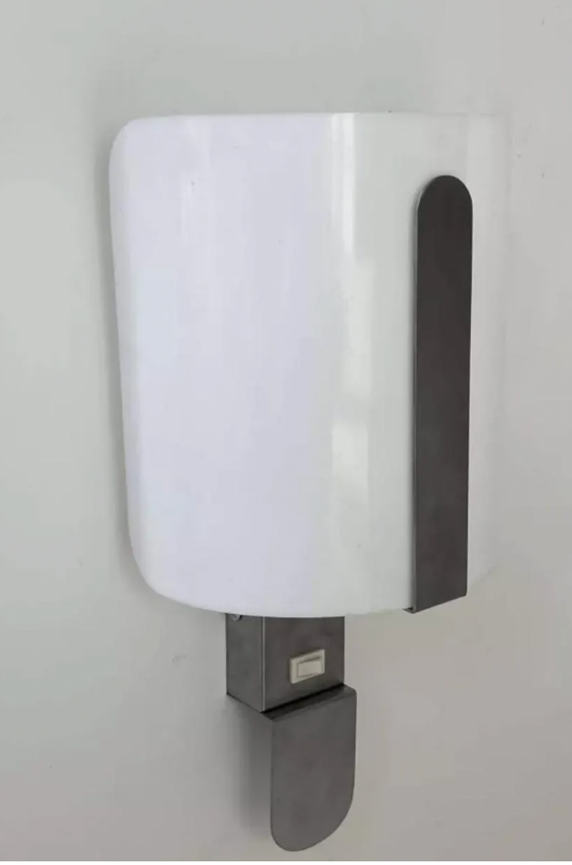 Arlus_Wall_Light_in_Perspex_and_Brushed_Metal,_France,_Early_1970s