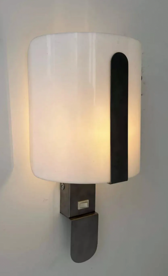 Arlus_Wall_Light_in_Perspex_and_Brushed_Metal,_France,_Early_1970s