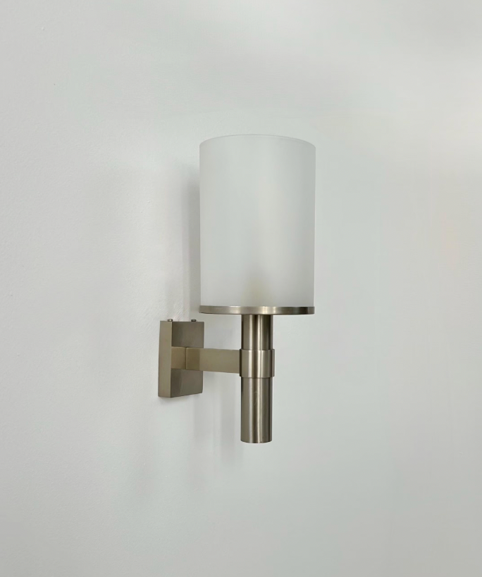 Perzel_Wall_Sconce_in_Metal_and_Opaline_Glass,_French_Modernist_Wall_Light,_1960s
