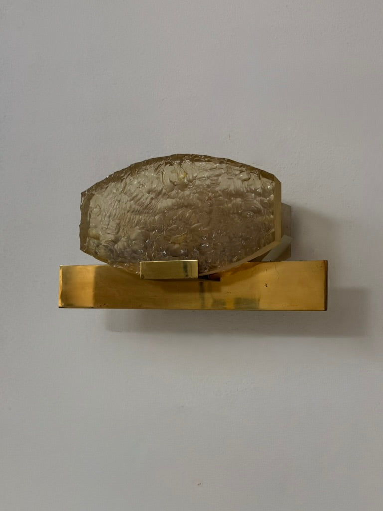 Serge_Mouille_Attributed_Brass_and_Dallux_Resin_Wall_Light,_France,_1960s
