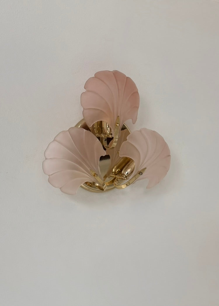 Brass_and_Amber_Shell_Glass_Wall_Light,_France,_1970s
