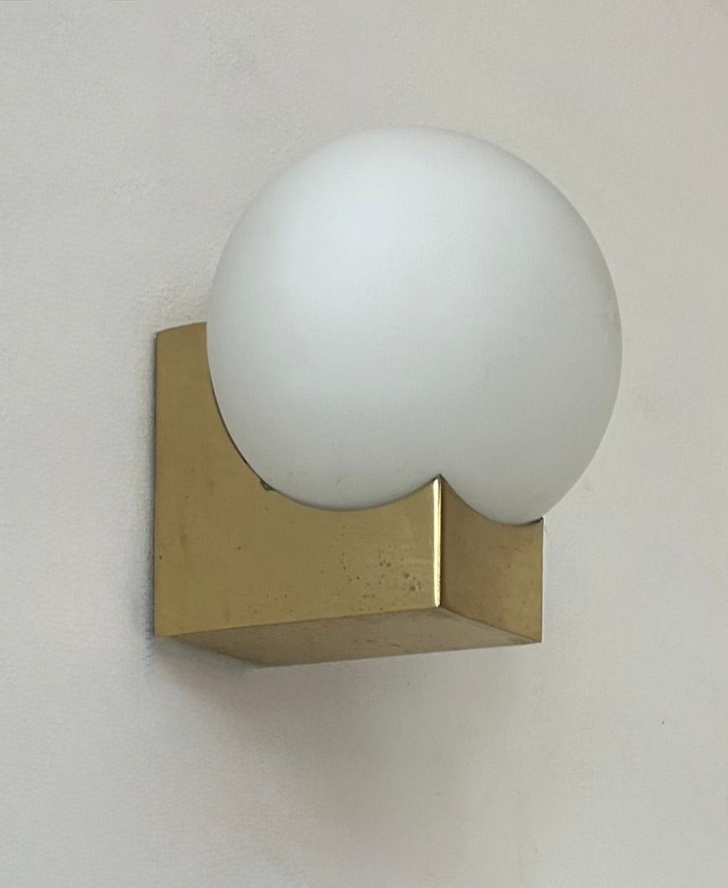 Vintage_wall_sconce,_brass_and_opaline_glass,_France,_1970