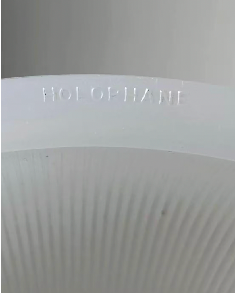 Modernist_Perzel_Opaline_Holophane_Wall_Light,_France,_1930s