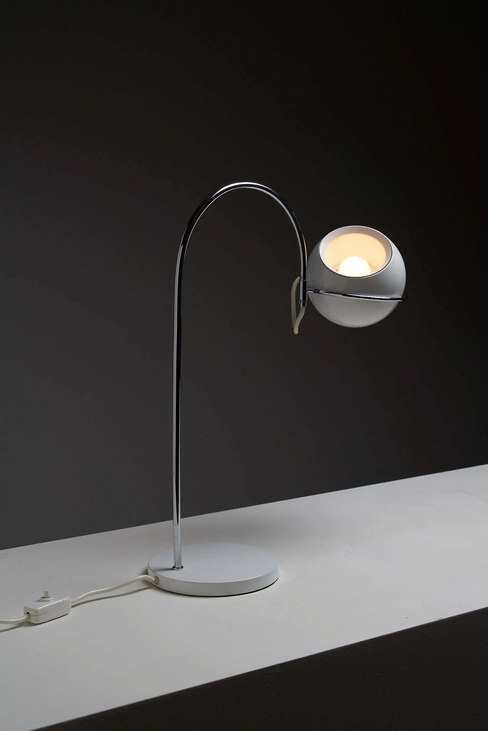 Arc_Table_Lamp,_Cosack,_Chrome_Metal,_1960s,_Germany
