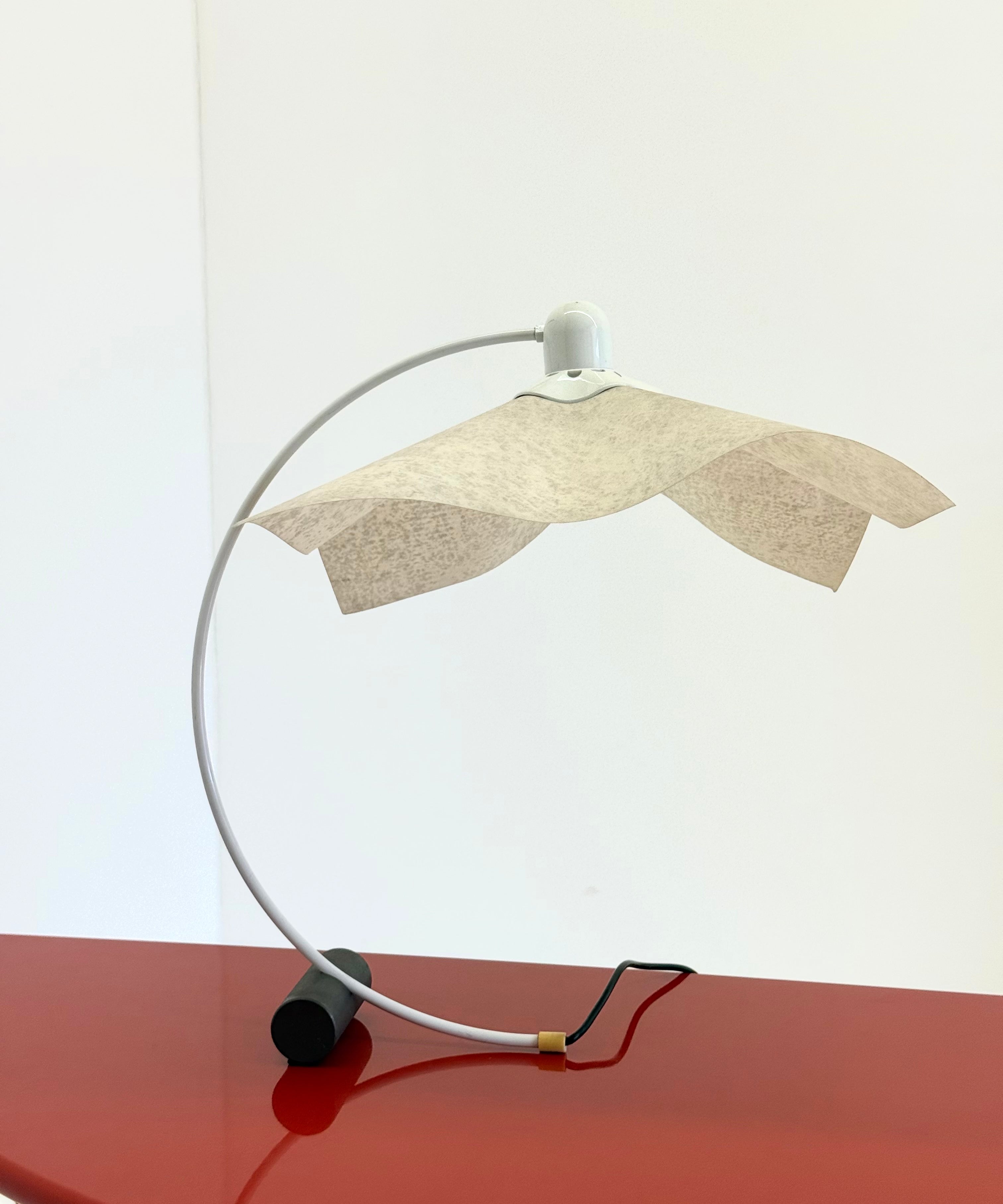 Mario_Bellini_Area_Curvea_Table_Lamp_for_Artemide,_1970s