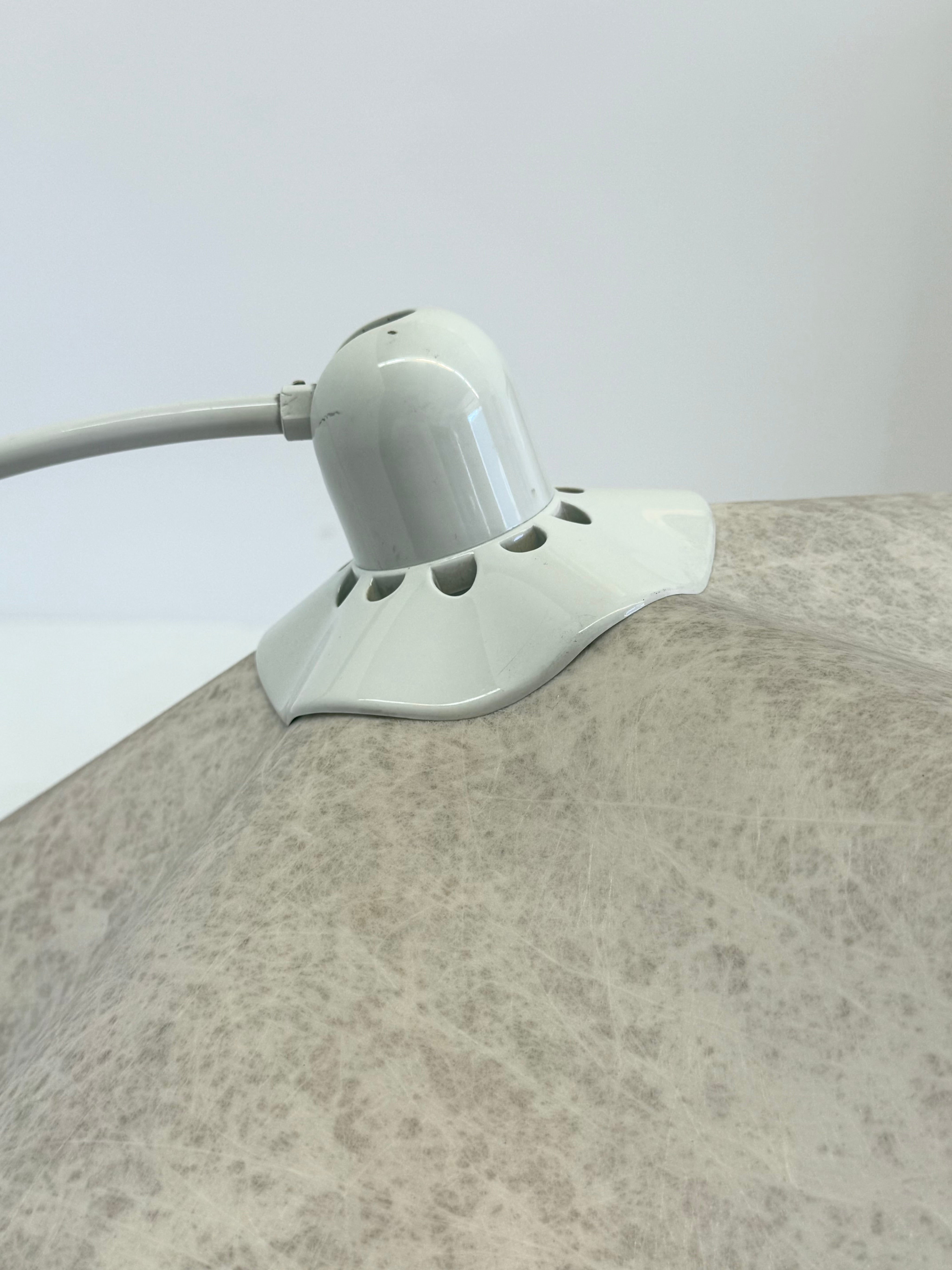 Mario_Bellini_Area_Curvea_Table_Lamp_for_Artemide,_1970s