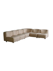 Arflex_Novemila_9000_modular_sofa_by_Tito_Agnoli_1969