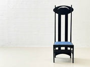 Argyle_chair_by_Charles_Rennie_Mackintosh_from_Cassina's_I_Maestri_collection,_1973