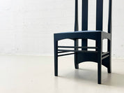 Argyle_chair_by_Charles_Rennie_Mackintosh_from_Cassina's_I_Maestri_collection,_1973