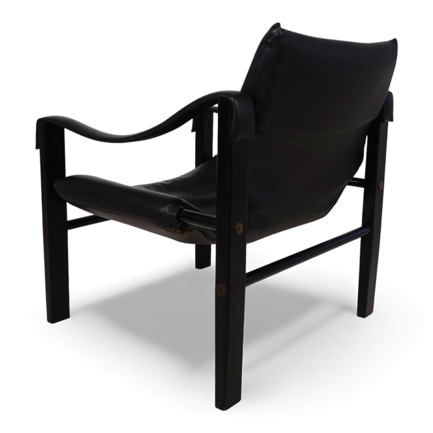 Arkana_Safari_lounge_chair_by_Maurice_Burke,_1970