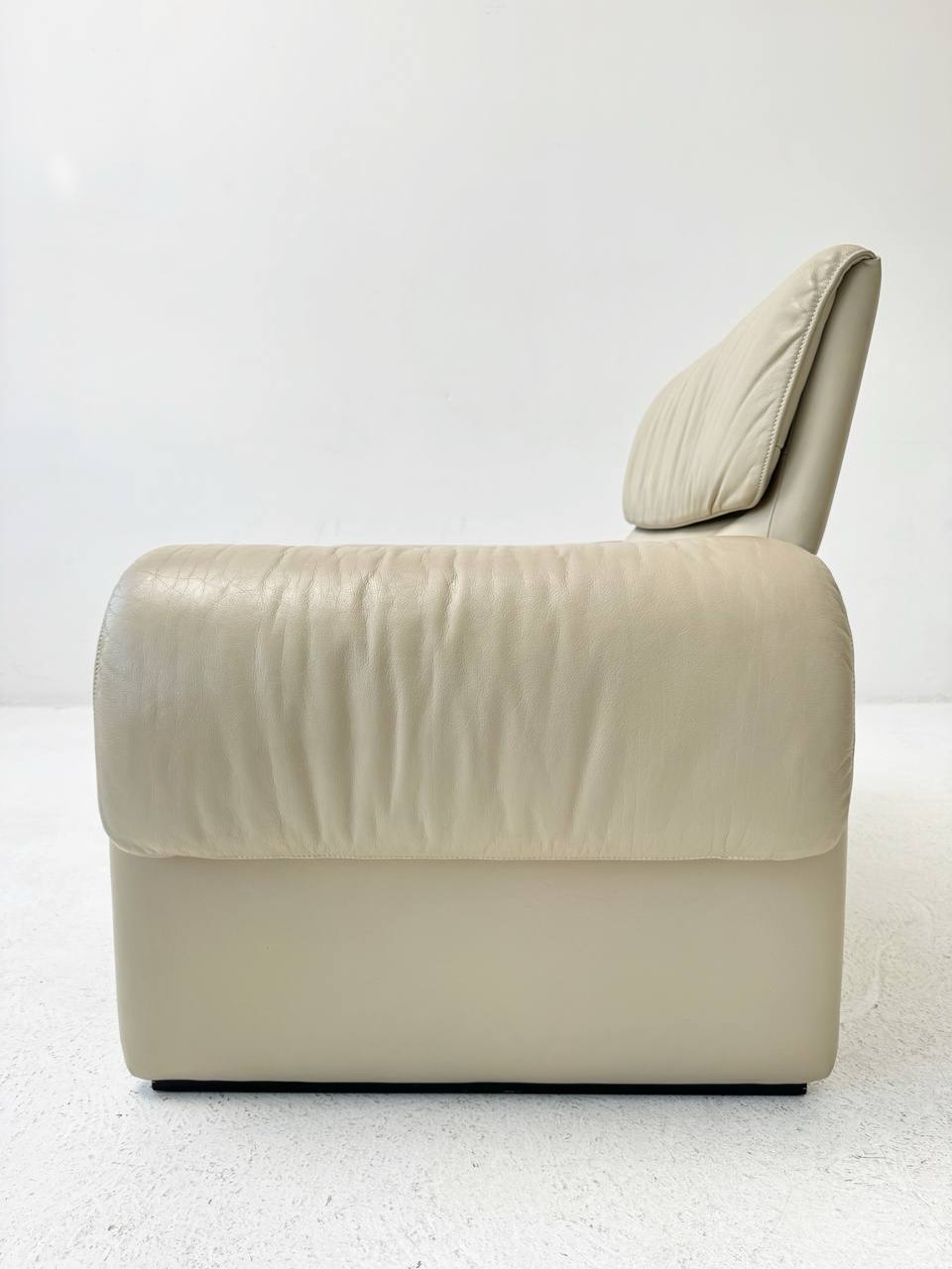 Armchair_by_de_Sede,_model_DS-2011/01