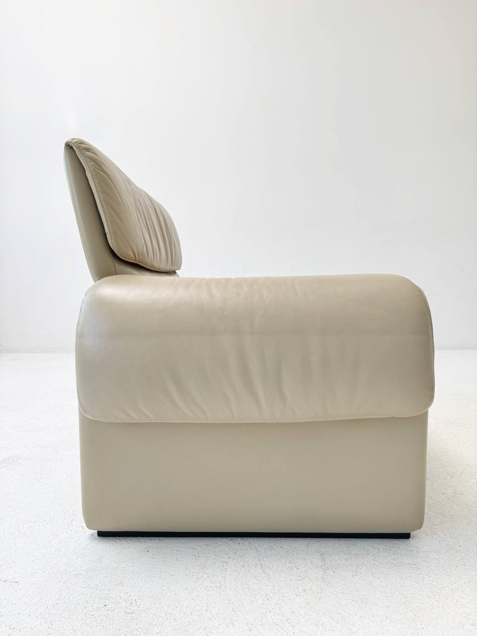Armchair_by_de_Sede,_model_DS-2011/01