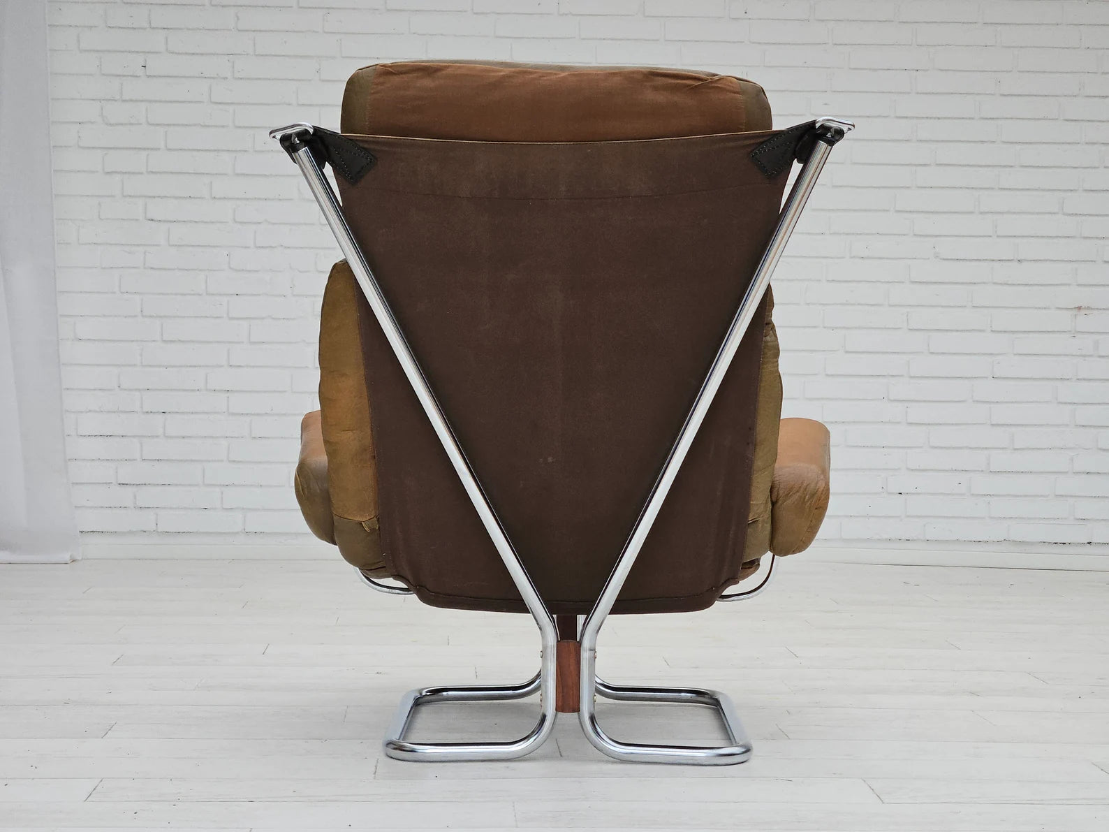 Leather_Lounge_Armchair_by_Harald_Relling_for_Westnofa,_1970s,_Norway