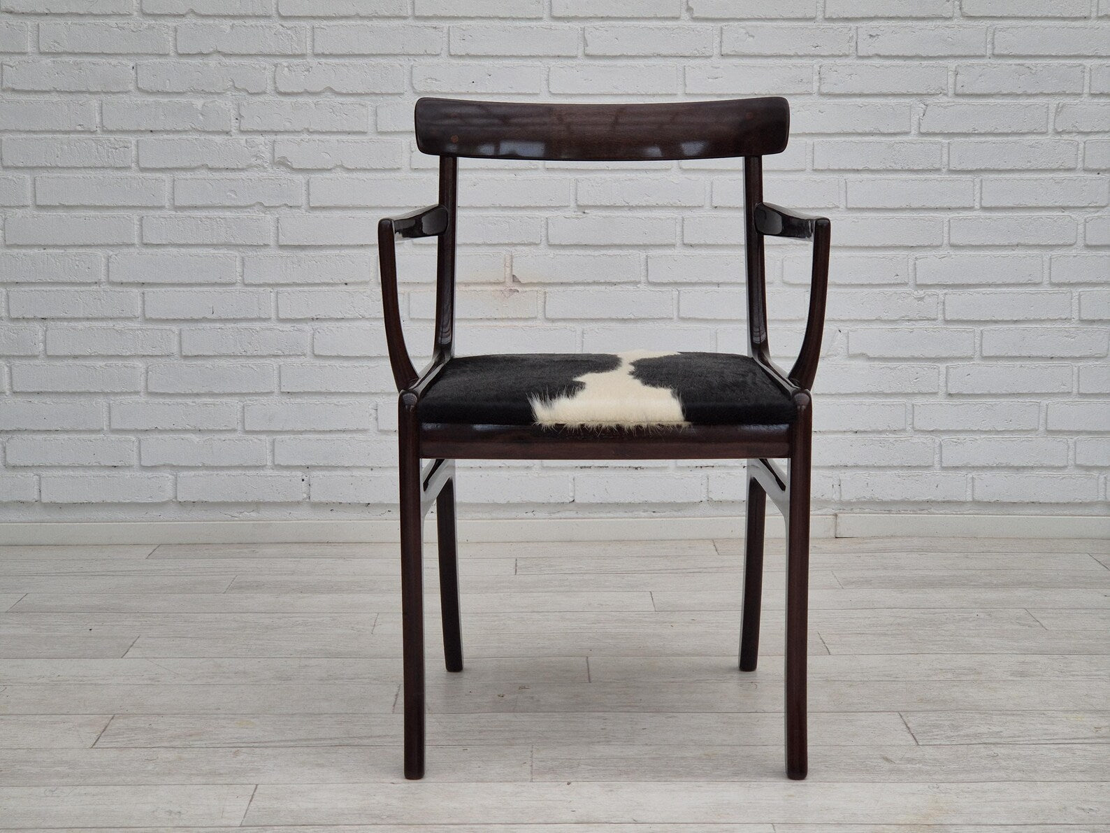 Armchair_by_Ole_Wanscher,_Mahogany_&_Cowhide,_1960s_Denmark