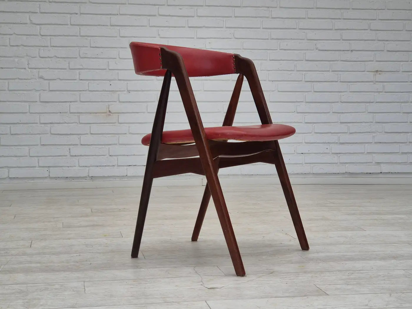Chair_by_TH_Harlev_for_Farstrup_in_Teak_and_Leather,_1960s,_Denmark