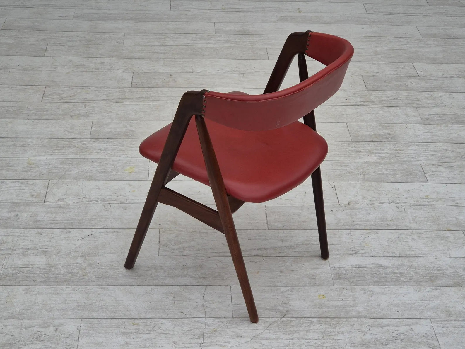 Chair_by_TH_Harlev_for_Farstrup_in_Teak_and_Leather,_1960s,_Denmark