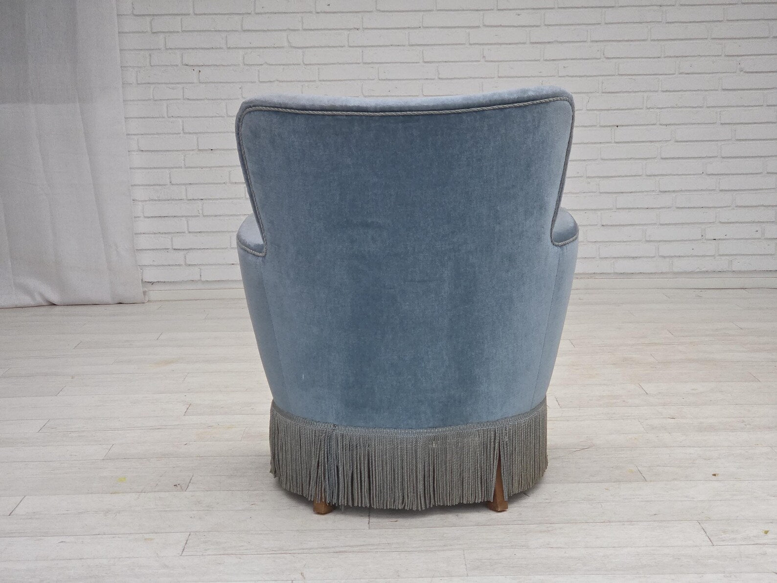 Set_of_Armchair_&_Footstool,_Blue_Velour_&_Oak_Legs_1970s_Denmark