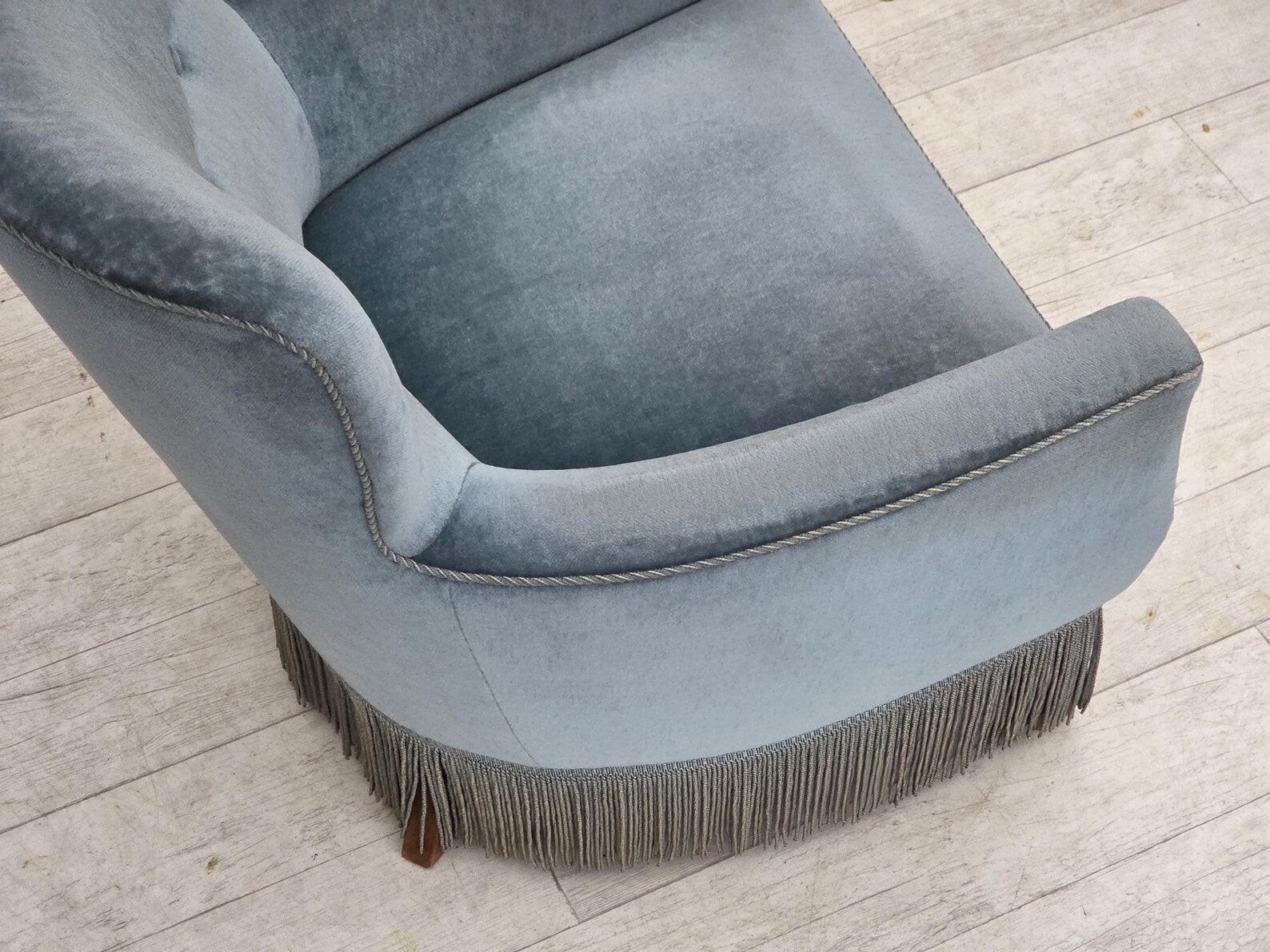 Set_of_Armchair_&_Footstool,_Blue_Velour_&_Oak_Legs_1970s_Denmark