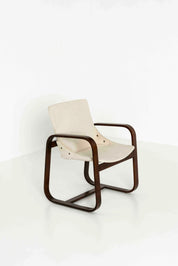Giuseppe_Pagano_Pogatschnig_&_Gino_Maggioni_Armchair,_1940s,_Italy