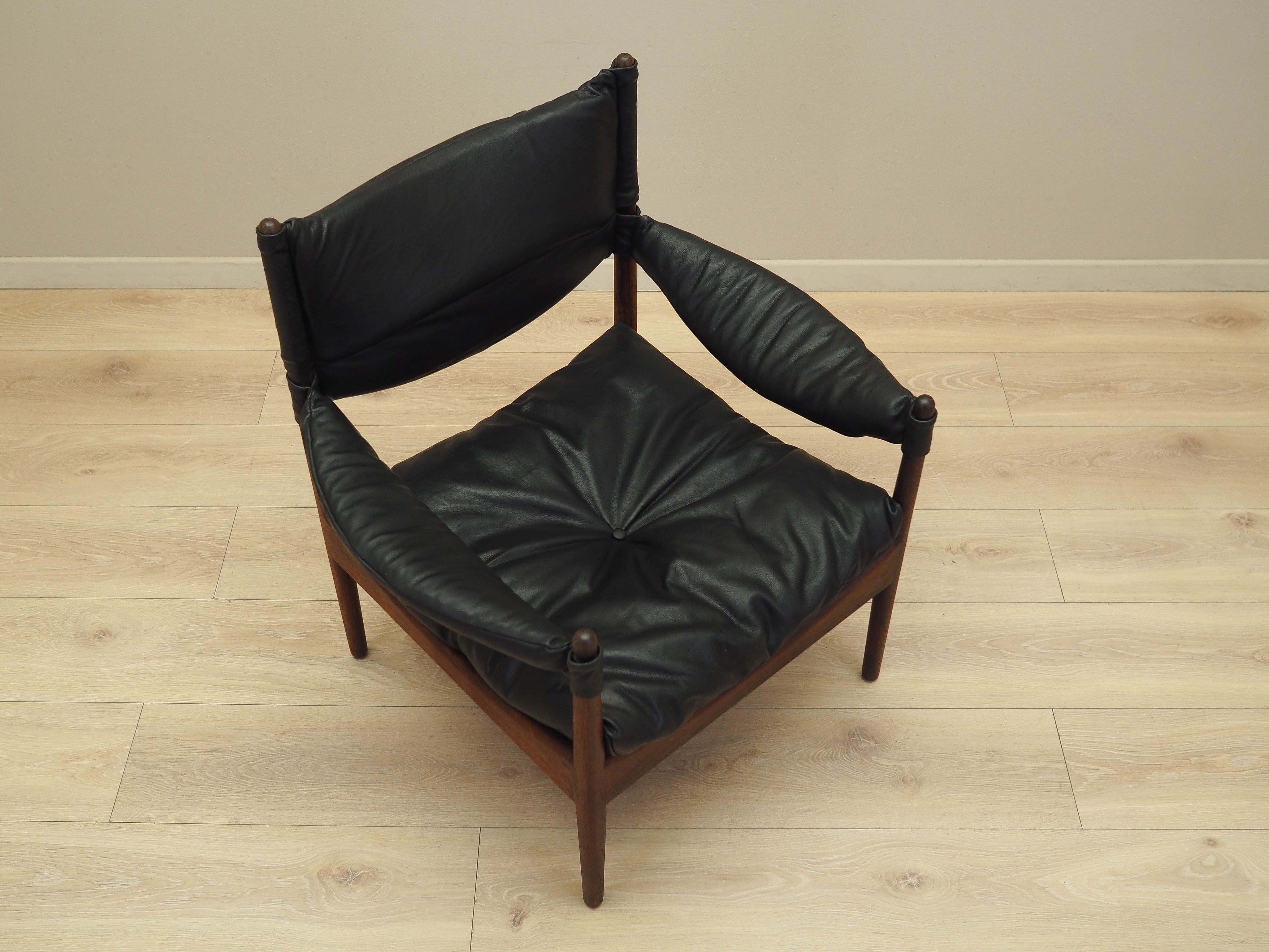 Armchair,_Kristian_Solmer_Vedel,_Solid_Oak,_1960s,_Denmark