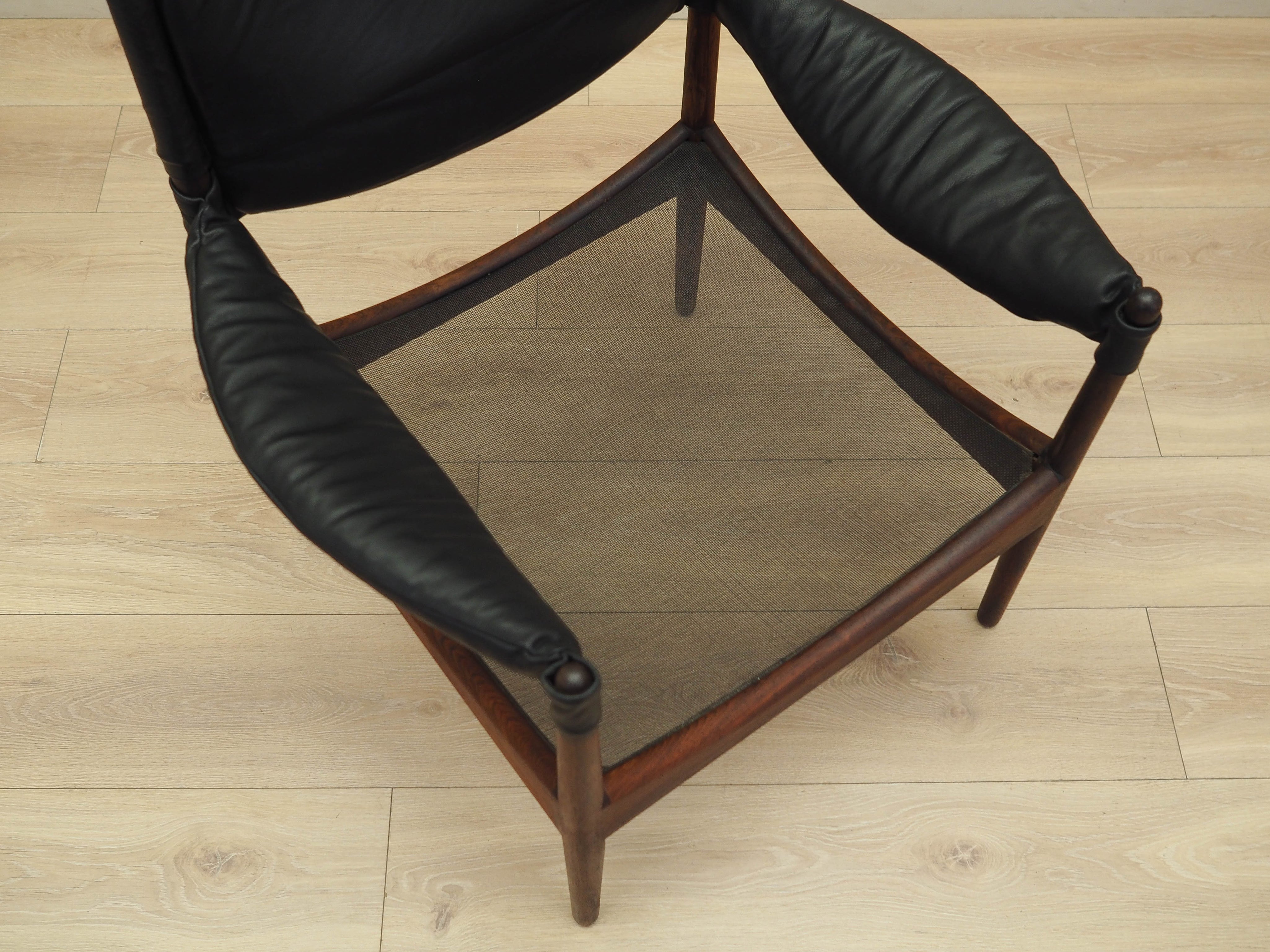 Armchair,_Kristian_Solmer_Vedel,_Solid_Oak,_1960s,_Denmark