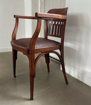 Armchair_Model_714_by_J_&_J_Kohn_from_1903_Austria