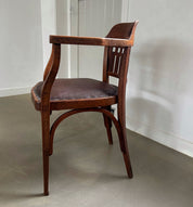 Armchair_Model_714_by_J_&_J_Kohn_from_1903_Austria