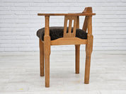 Sheepskin_Armchair_in_Oak,_1955,_Denmark