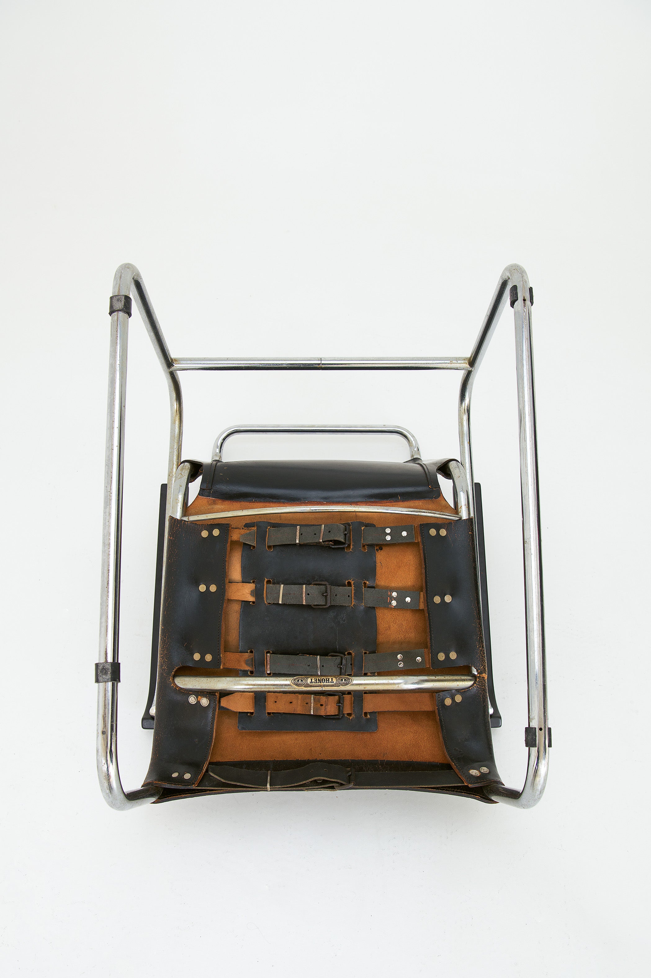S35_L_chair_by_Marcel_Breuer_from_1950s