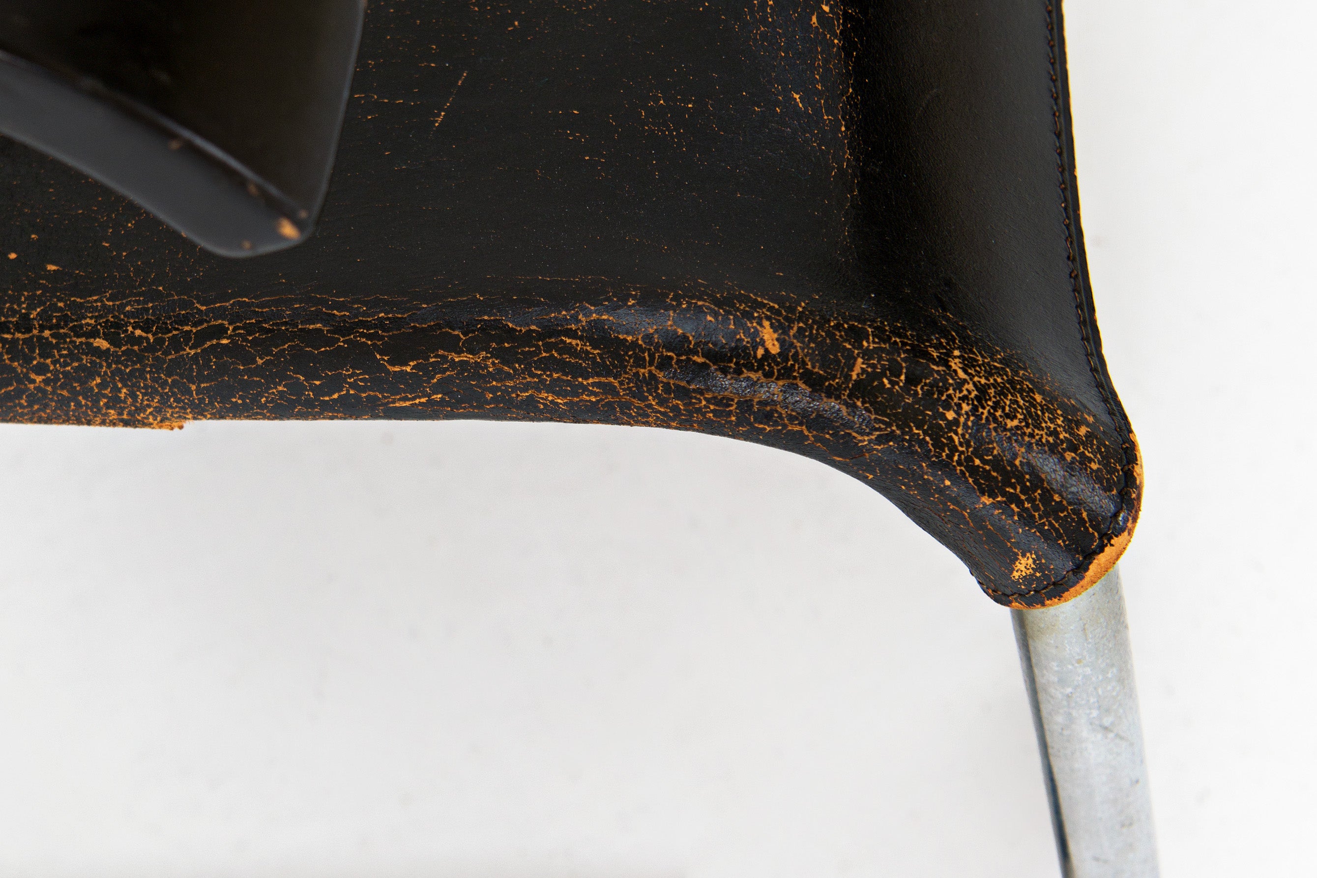 Armchair_S35_L_by_Marcel_Breuer