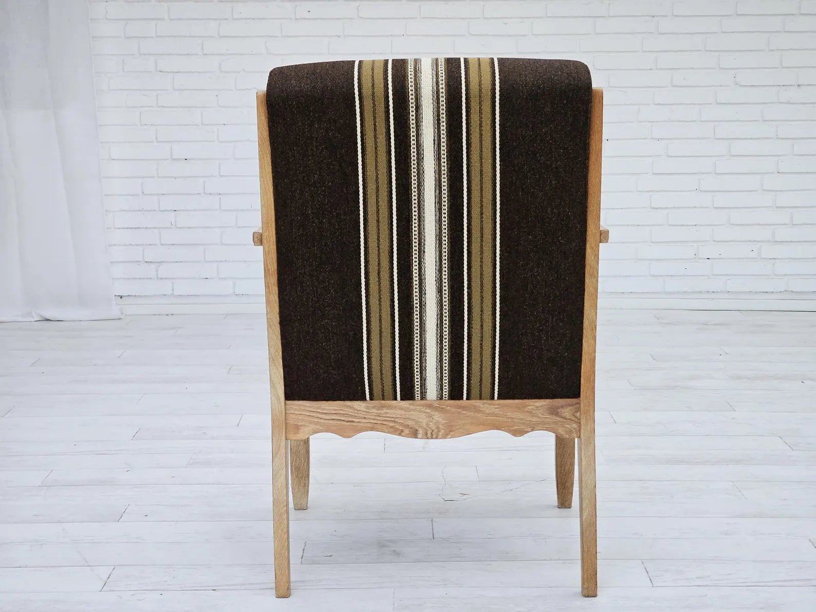 Armchair,_Solid_Oak_Wood_Frame,_1970s_Denmark