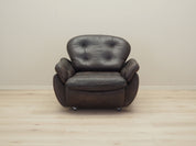 Armchair_With_Castors,_Natural_Leather,_1970s,_Italy