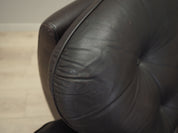 Armchair_With_Castors,_Natural_Leather,_1970s,_Italy