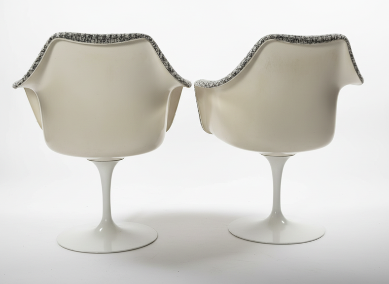 Set_of_2_1970s_Tulip-Style_Swivel_Armchairs_in_Patterned_Fabric