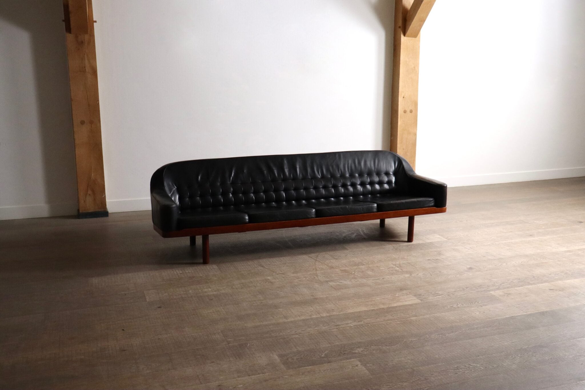 Arne_Halvorsen_Model_2010_Sofa,_Norwegian_Black_Leather_Mid_Century_Modern,_1960s
