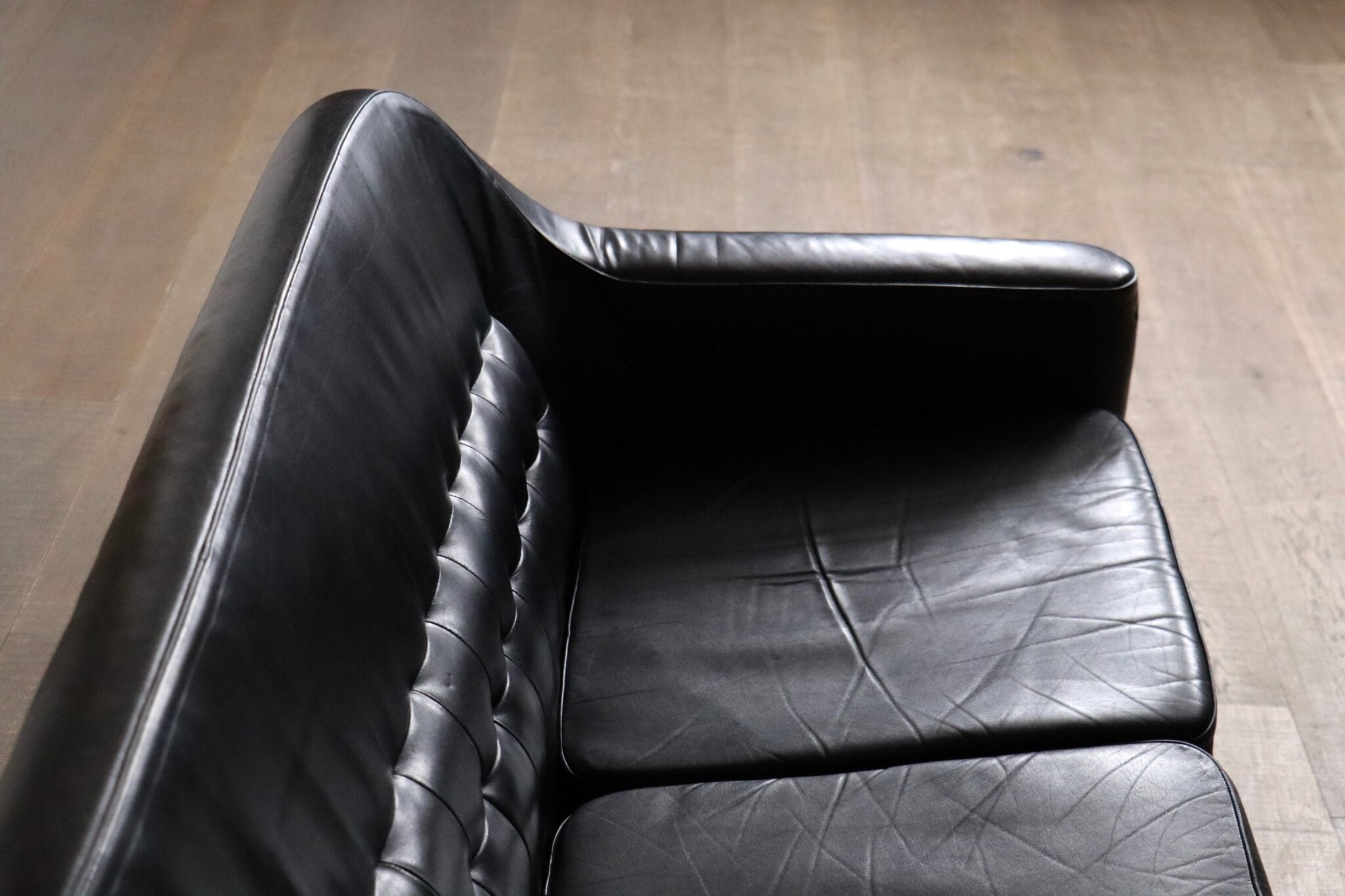 Arne_Halvorsen_Model_2010_Sofa,_Norwegian_Black_Leather_Mid_Century_Modern,_1960s