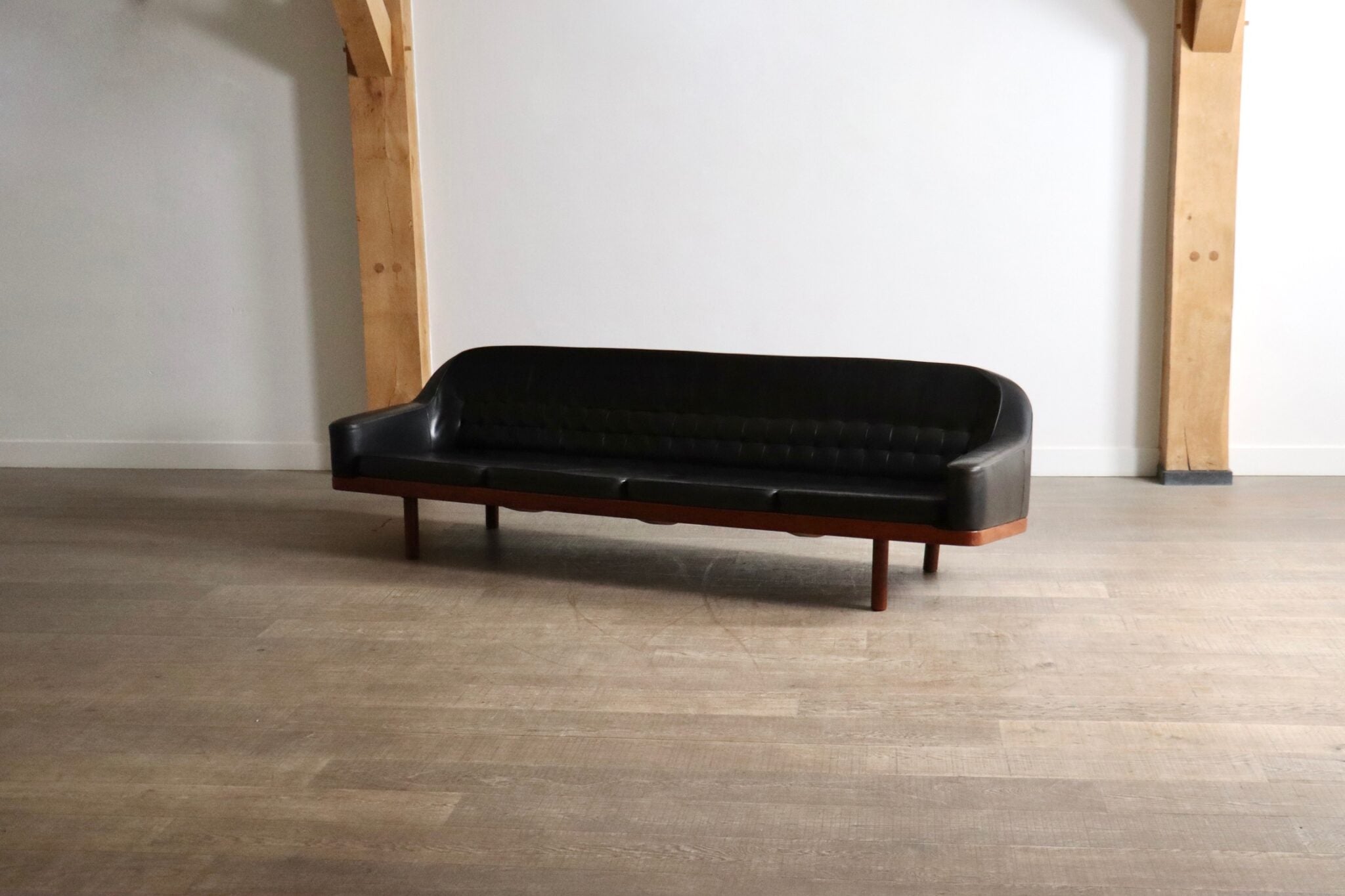 Arne_Halvorsen_Model_2010_Sofa,_Norwegian_Black_Leather_Mid_Century_Modern,_1960s