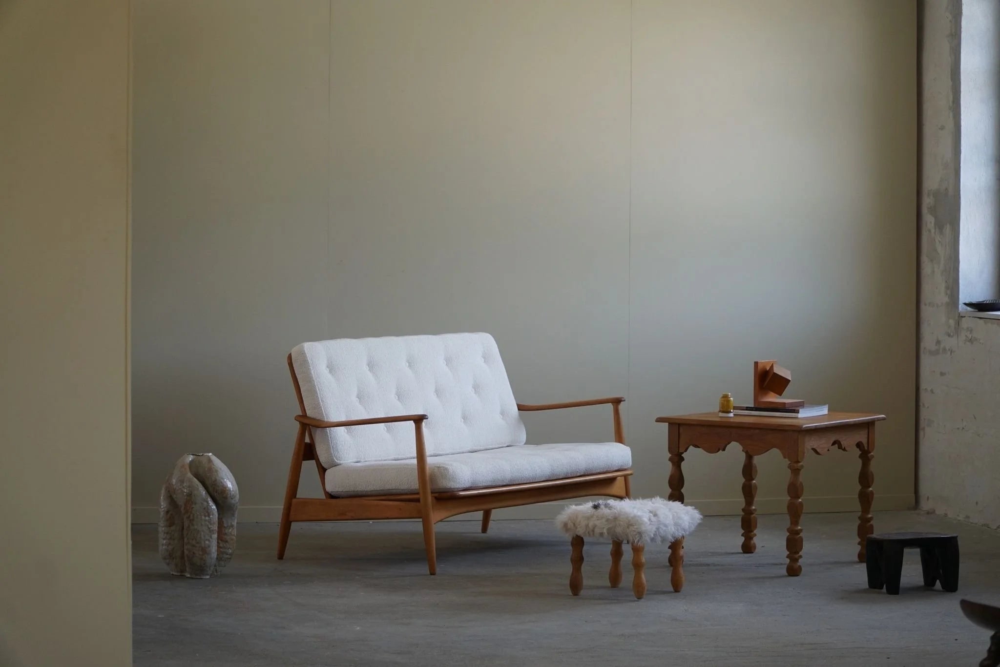 Arne_Vodder_2-Seater_Sofa,_Model_Fd_161,_Reupholstered_in_Bouclé,_1950s