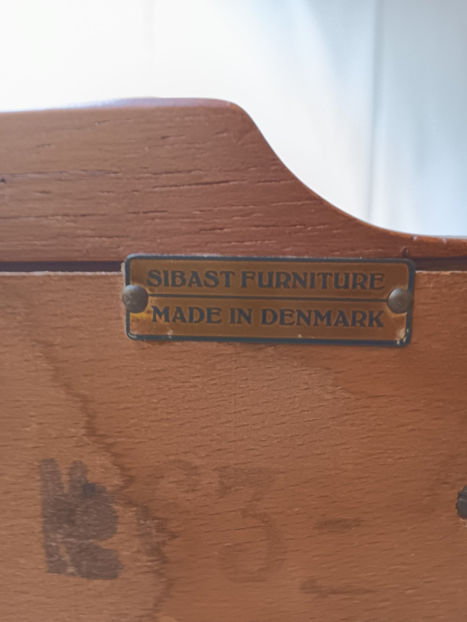 Arne_Vodder_highboard_cabinet