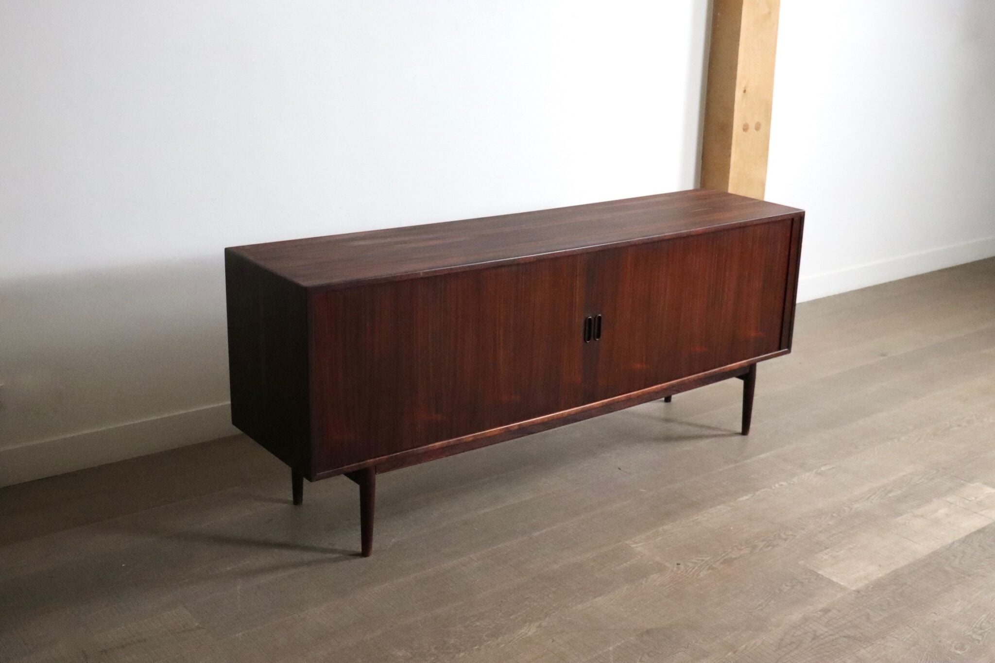 Arne_Vodder_sideboard_Model_37_for_sibast_Mobler_1960s