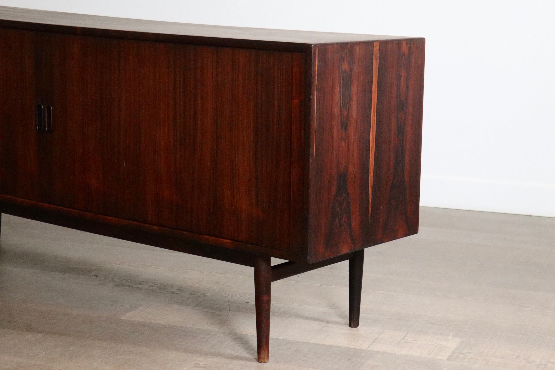 Arne_Vodder_sideboard_Model_37_for_sibast_Mobler_1960s