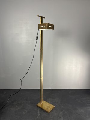 Art_Deco_Bauhaus_Brass_Adjustable_Floor_Lamp_in_the_style_of_Marcel_Breuer,_1980s