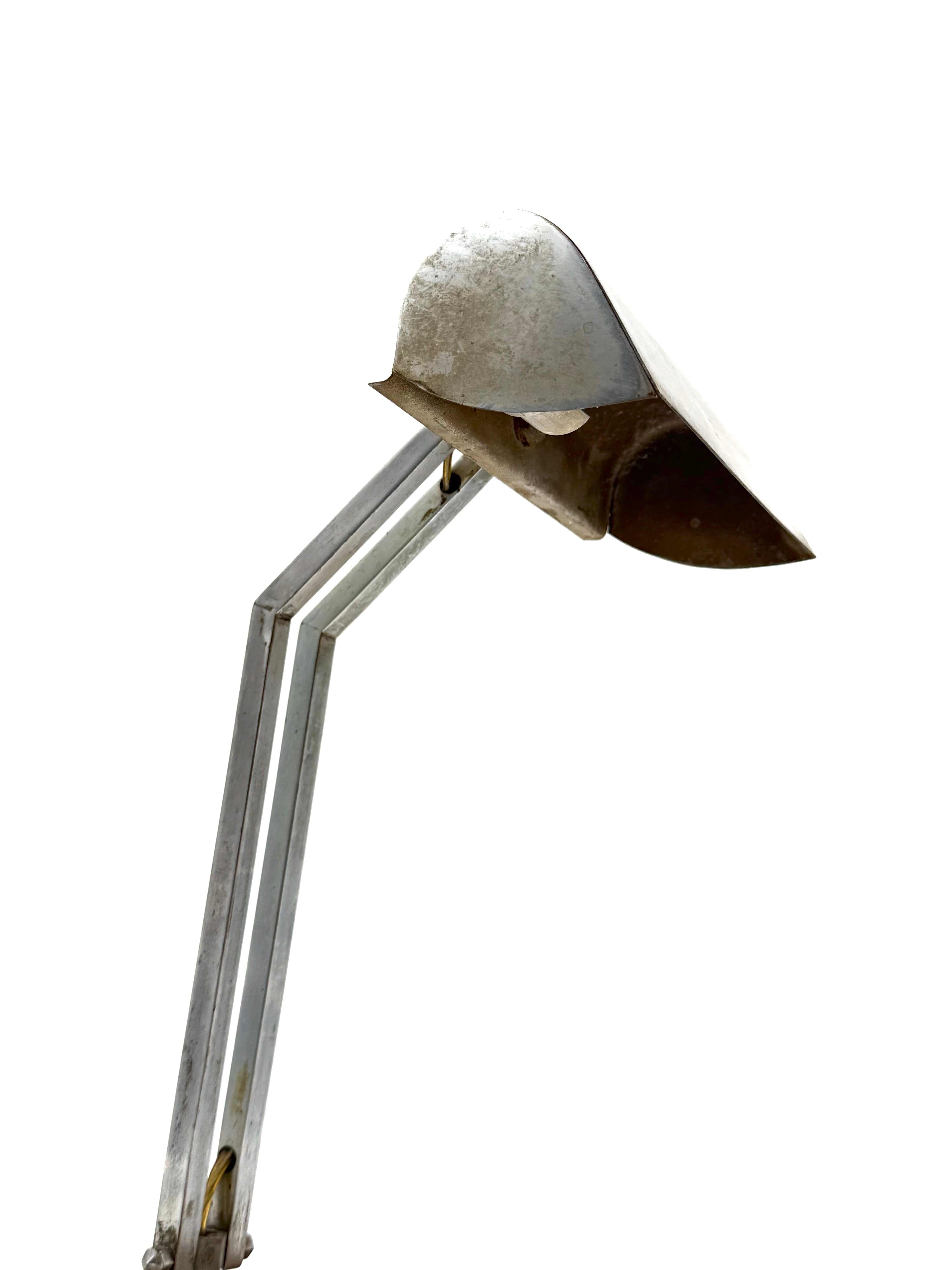 Art_Deco_Desk_Lamp_in_Chrome_and_Red_Marble,_France_1930s