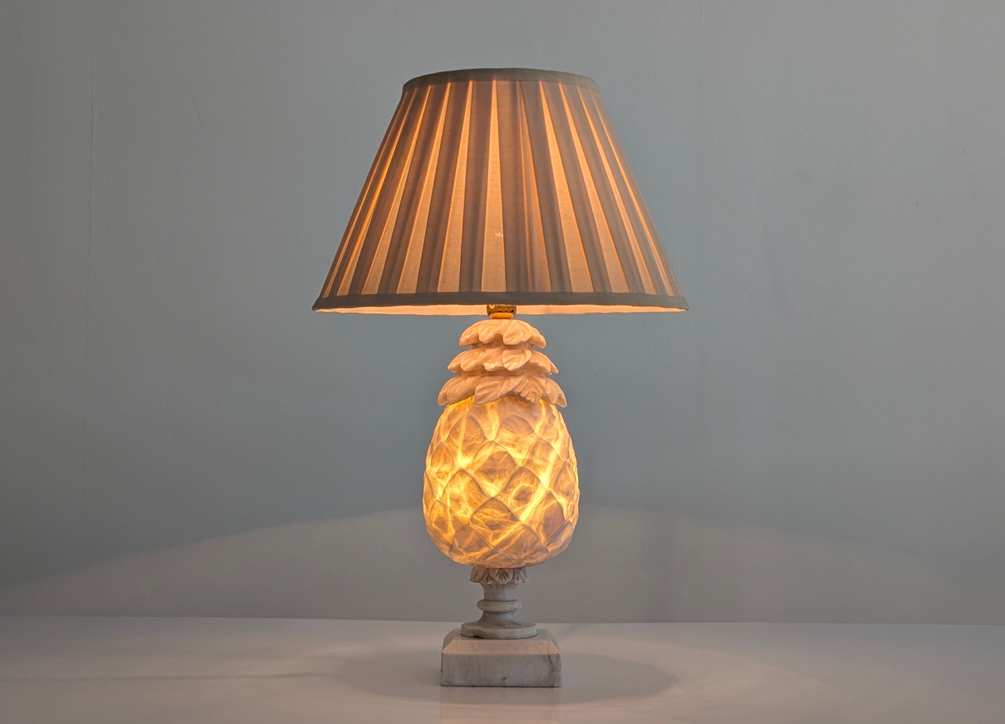 Hand_Carved_Alabaster_Pineapple_Table_Lamp,_France,_1930s